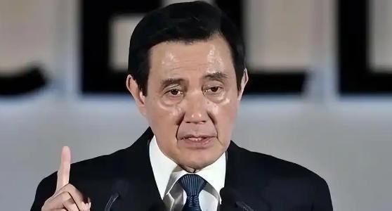 马英九曾的一句话，在两岸都炸开了锅。他说，若大陆统一台湾地区的手段不和平，过程不