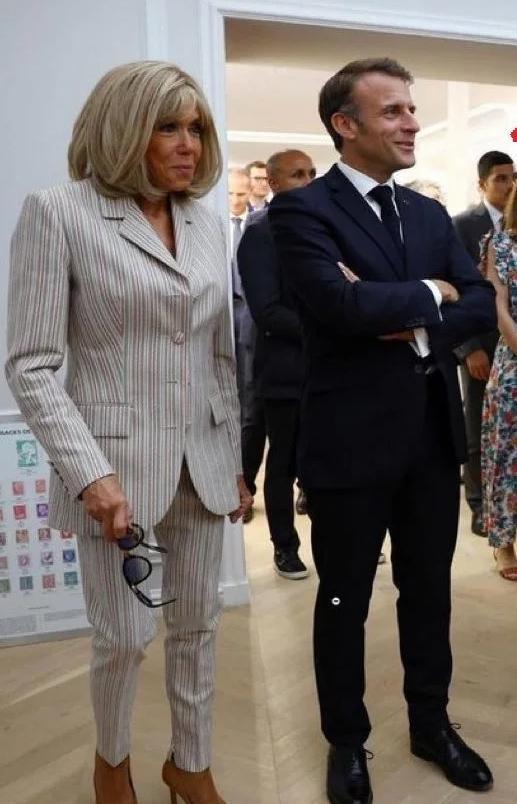 马克龙携72岁夫人访华首站上海，网友热议她与47岁泰国王妃各有韵味～

法国总统