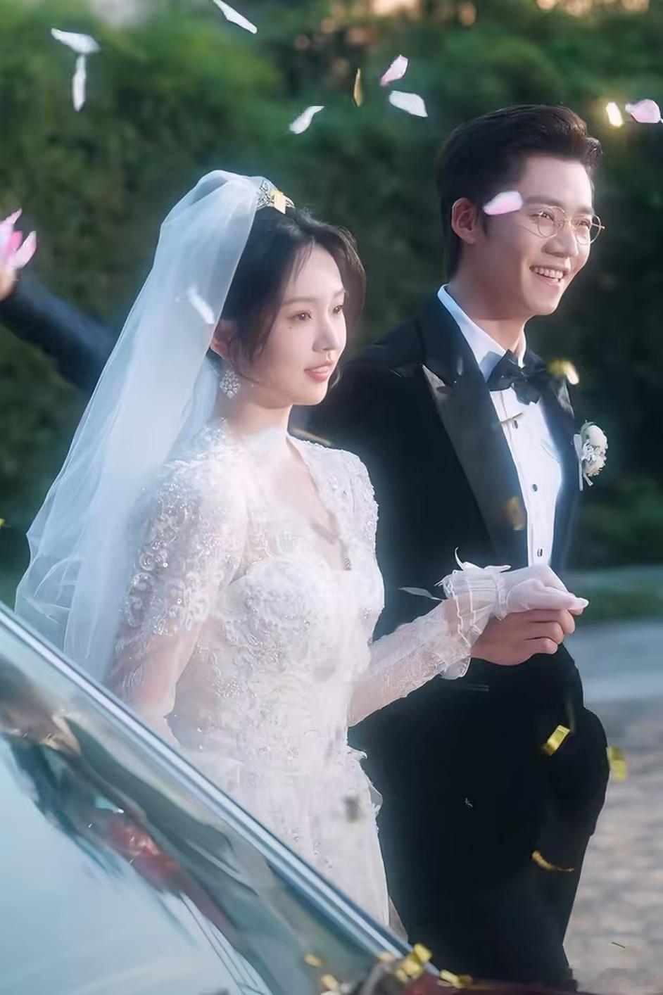 太奶4也是赶上春晚的时髦了 我就说英宝才是真正的潮流吧几个孙子每一个能打得过ra