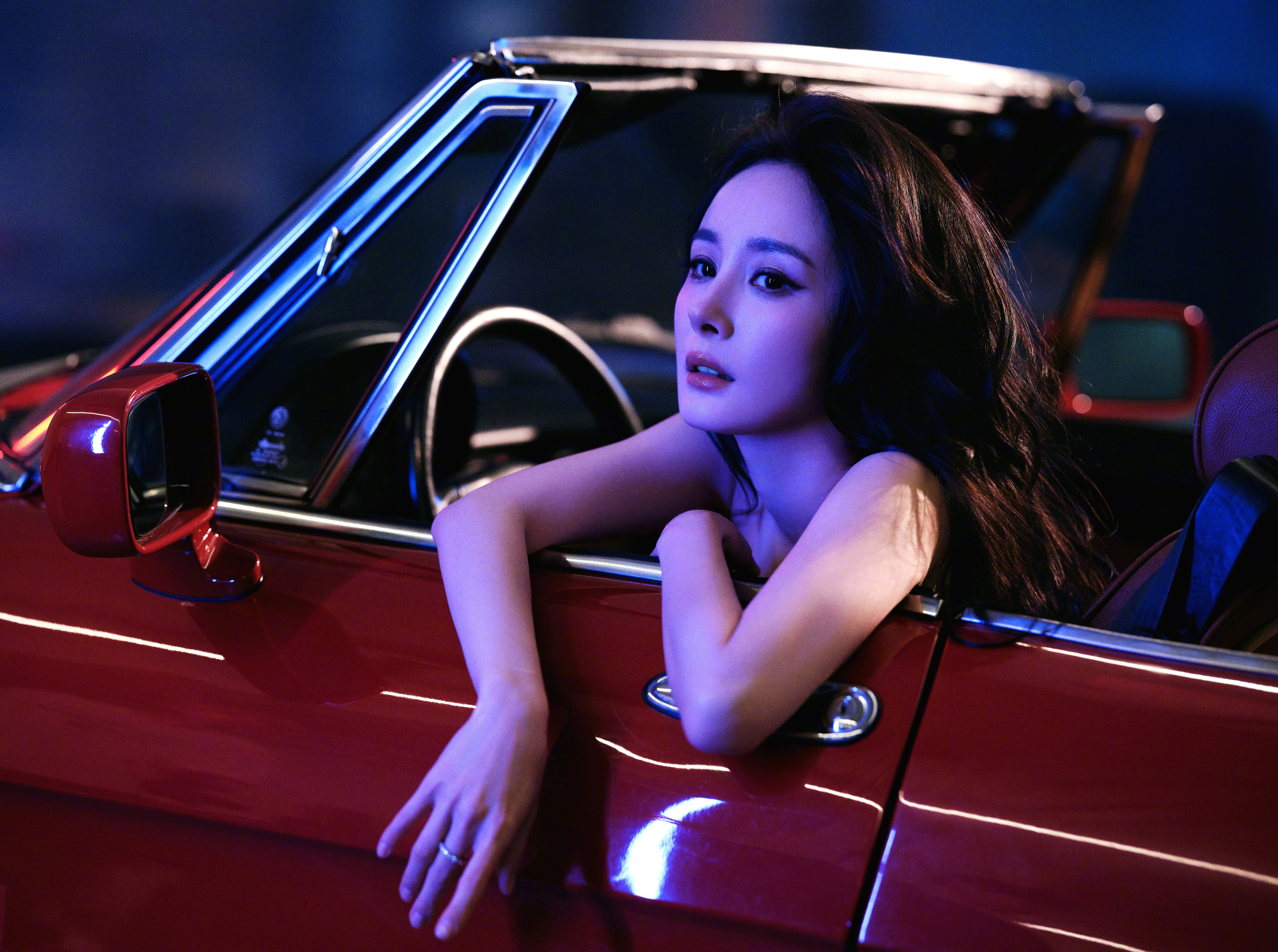 杨幂剪彩神图哇！好棒啊！真的是女王！ ​​​