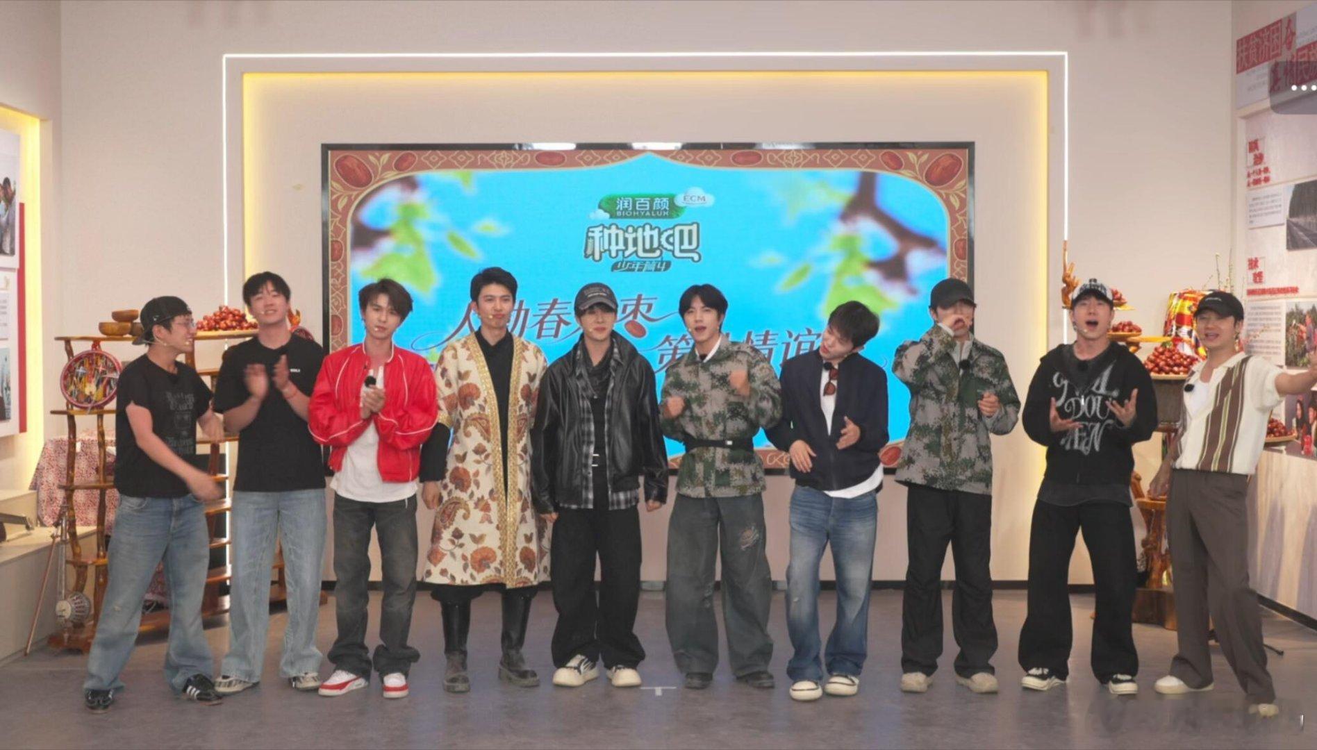 ber，你是不是又长高了？感觉ber又长高了弟弟站他旁边有点吃亏呀十个勤天  |