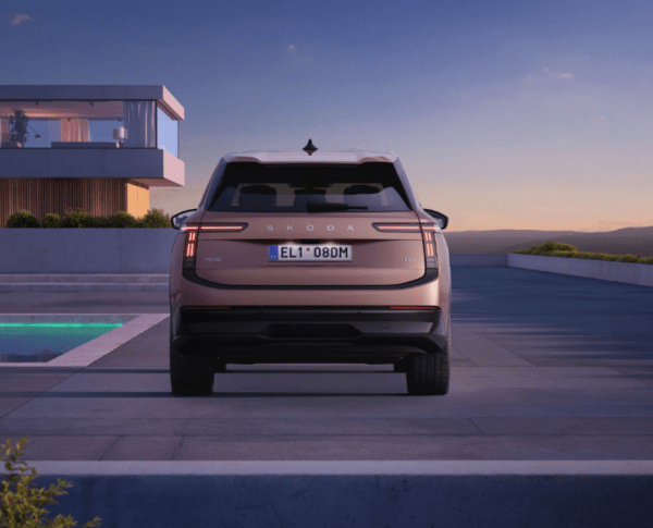 【斯柯达大型电动 SUV Peak 正式登场，无缘中国市场！】三排座椅电动 SU