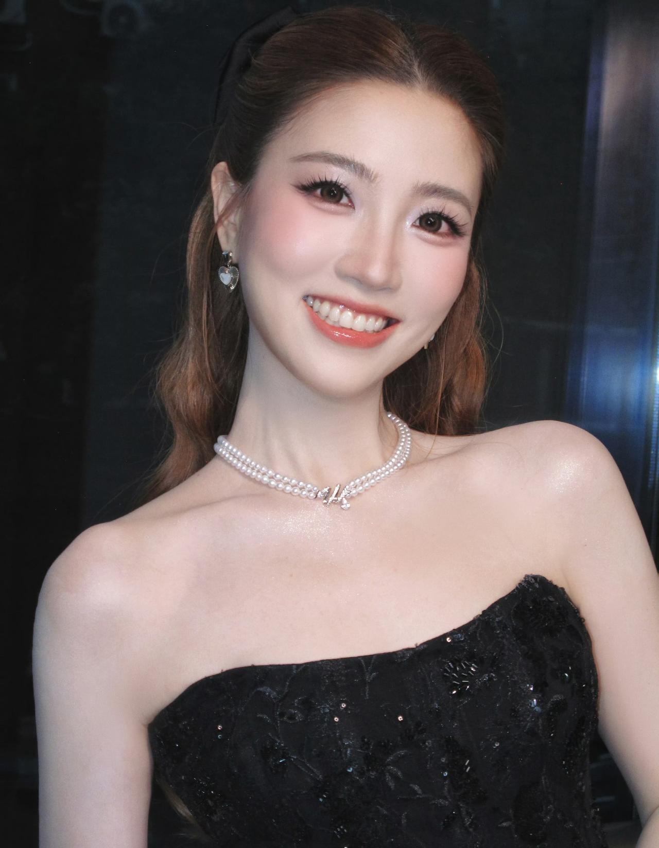 甜姐天花板！珍珠锁骨杀✨张纯烨优雅大小姐