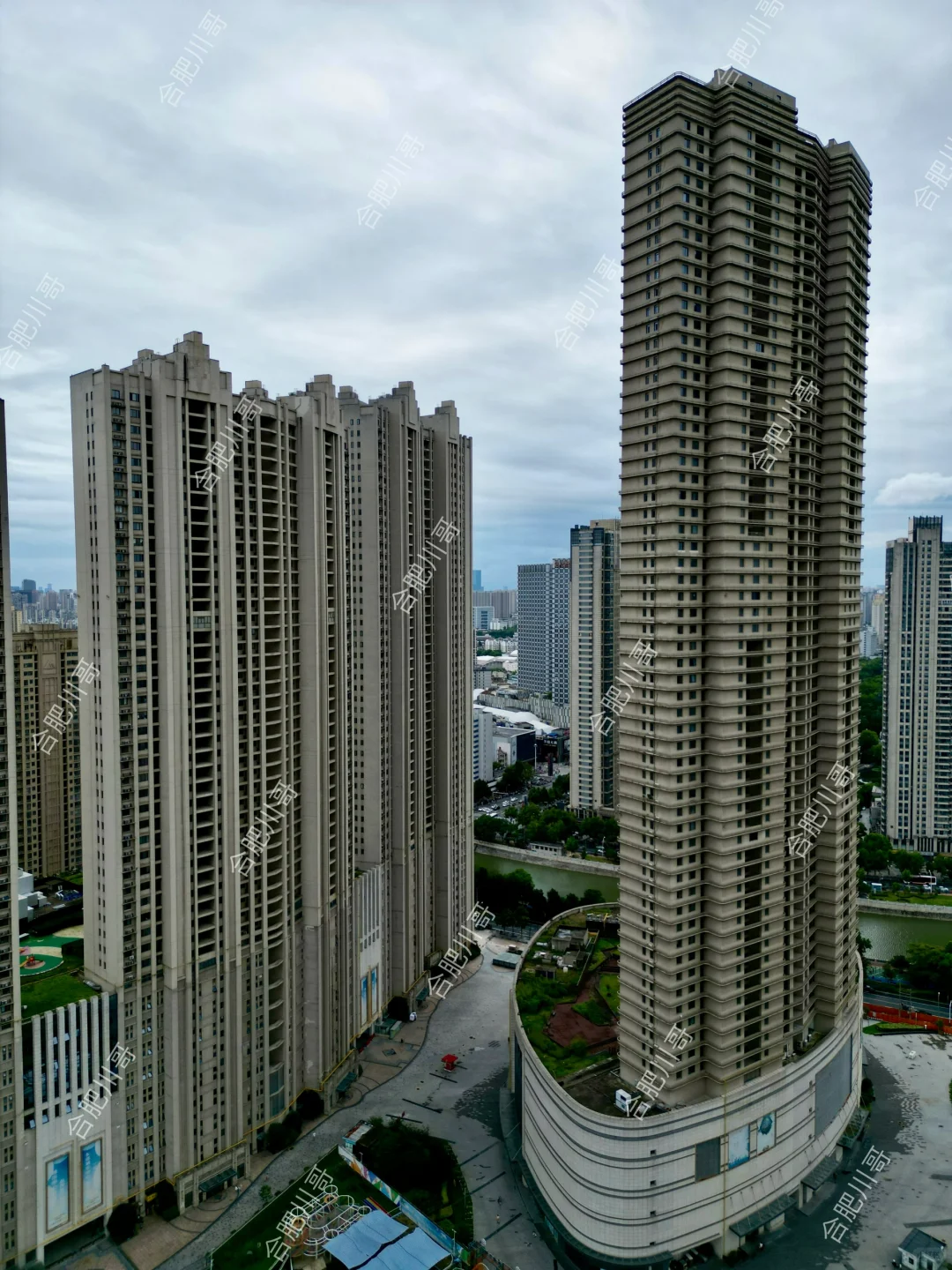 安徽省最高住宅楼-坝上街环球中心。