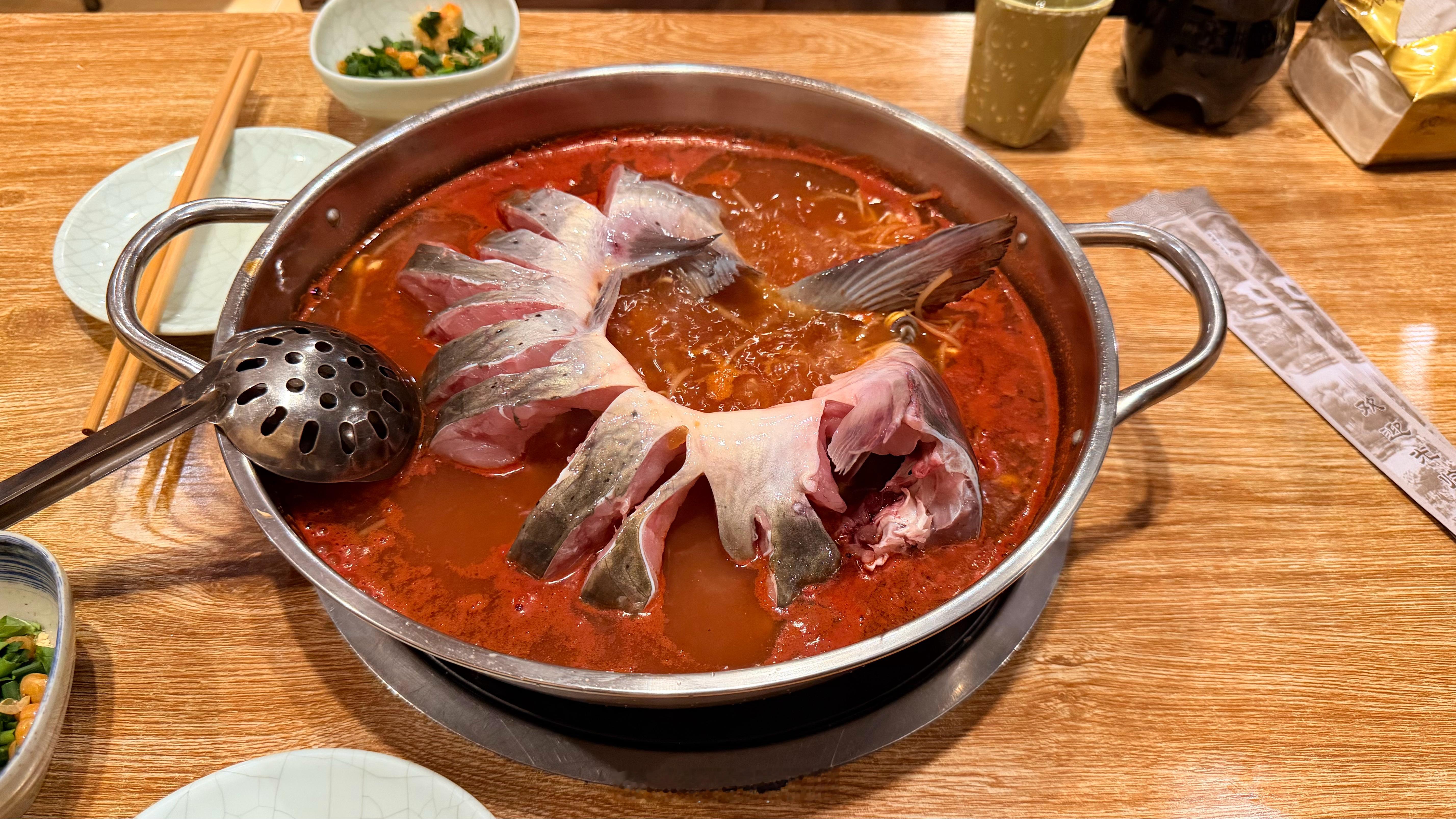 最近库库猛吃把胃吃坏了胃疼了好几天还不见好，真的要养生一段时间了 