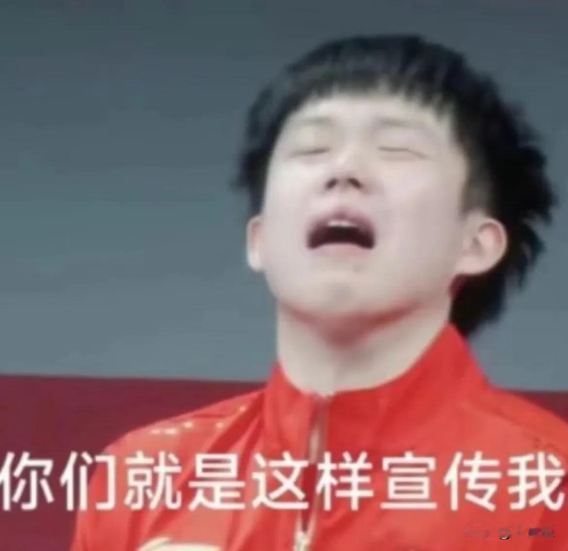 当你拥有楚钦老师的导航语音包
会是一种什么样的体验？

1、靠边停车，靠那么近，