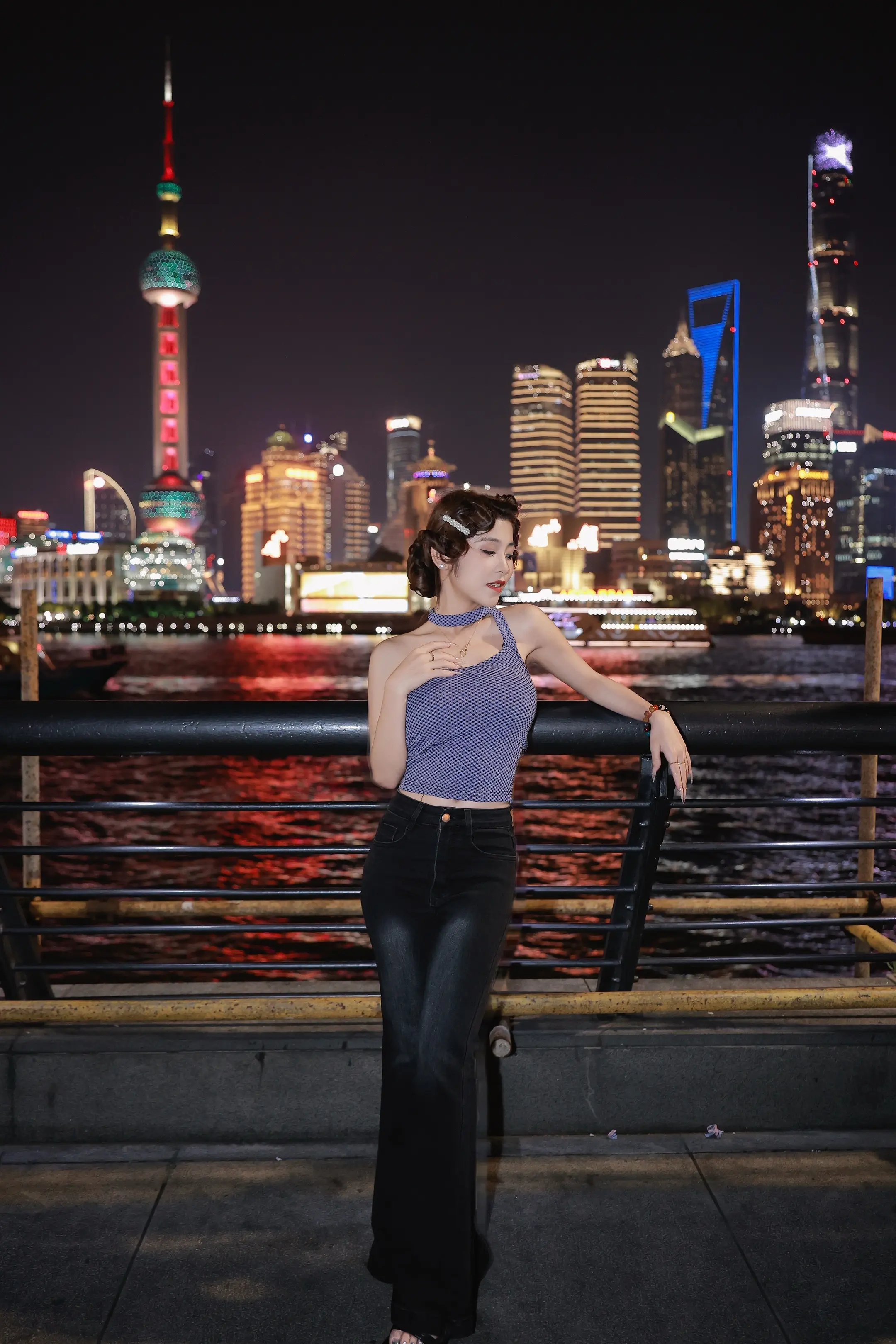 我大概是疯了，竟想在这全是欲望的世界里，找一个灵魂契合的爱人