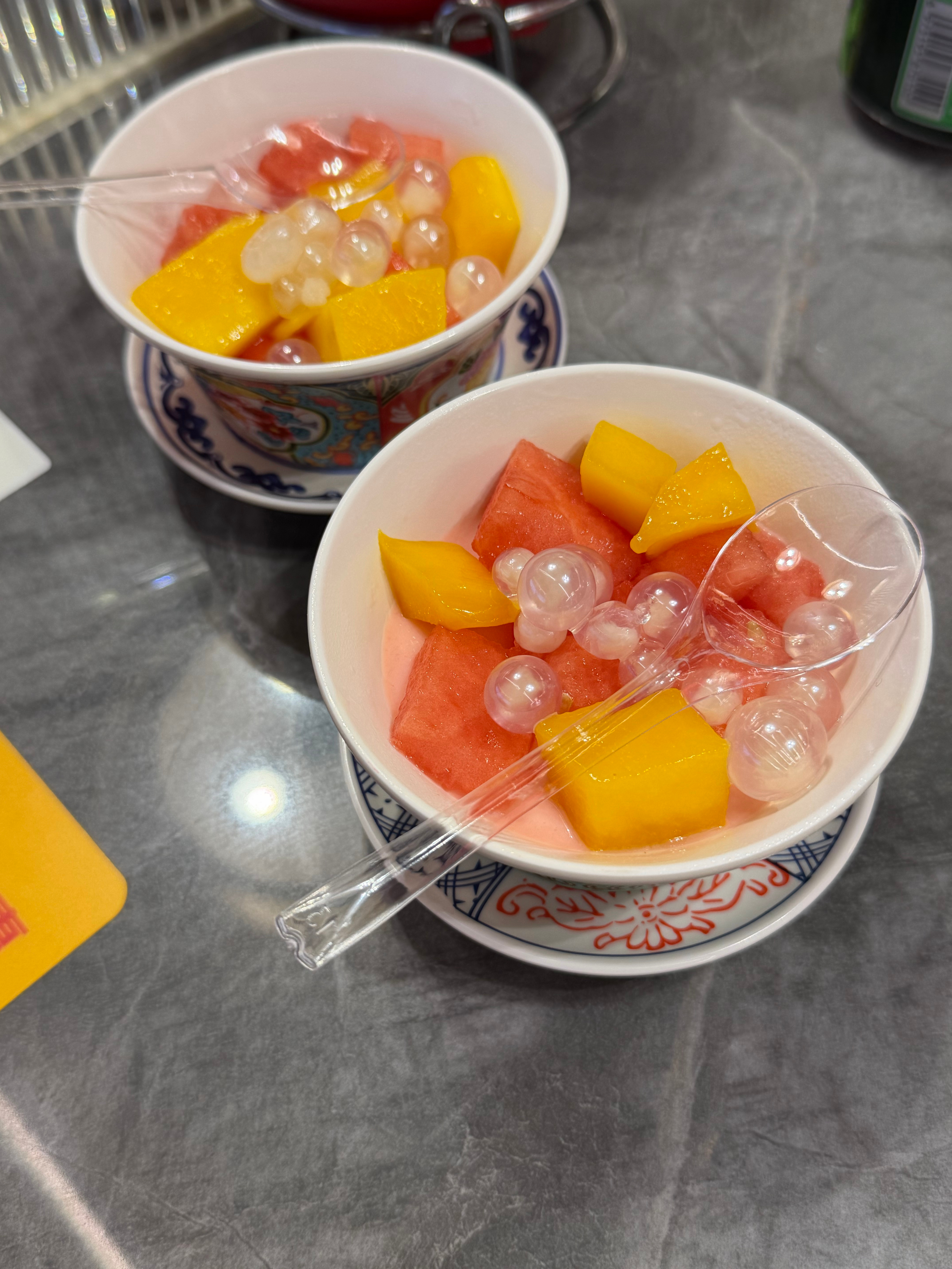 干饭咯来攻打一家新自助，收藏好久！含铜锅涮羊肉，烧烤，甜品三大自助！ 