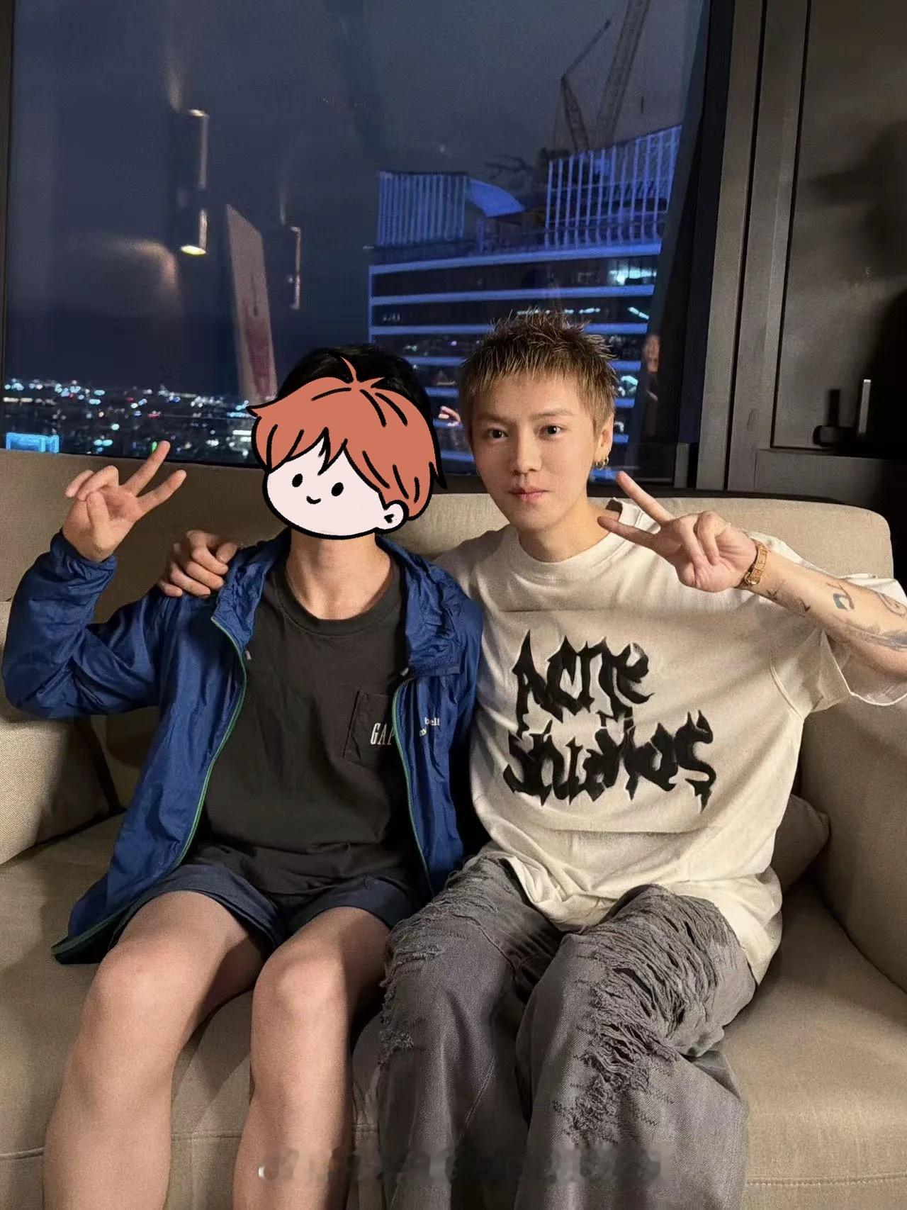 鹿晗 怎么做到的 说男高都说大了