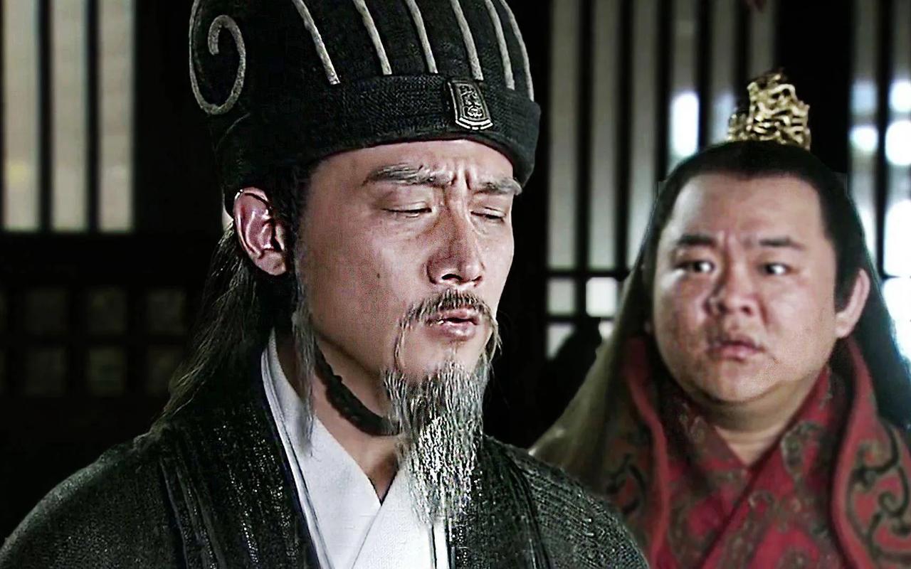 诸葛亮临终那天，病榻边来了一封刘禅密奏，只有一句话：“丞相百年之后，谁可托孤？”