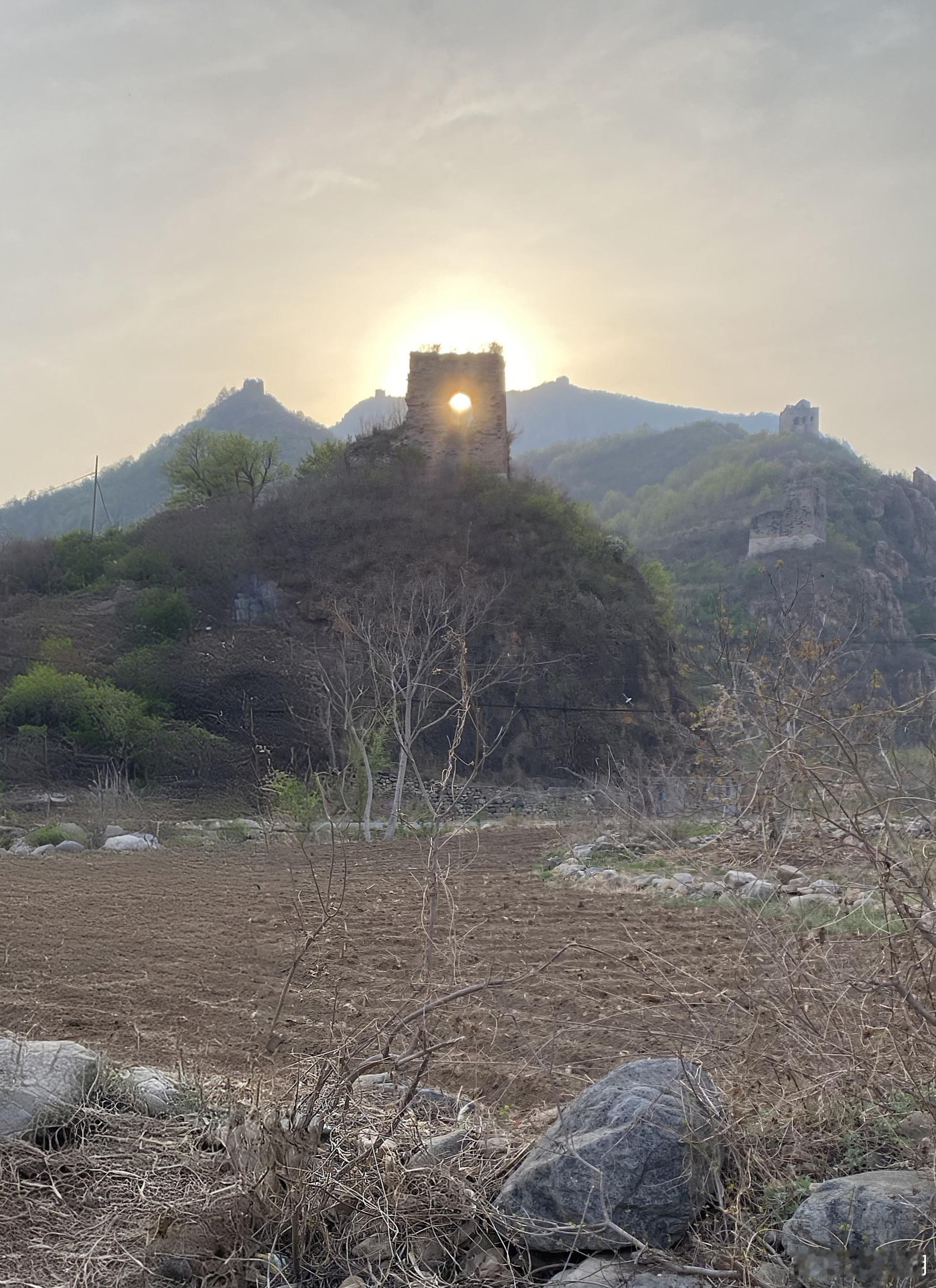 追一场日落，让夕阳穿楼而过2025.04.26 秦皇岛抚宁长城:董家口→平顶峪5