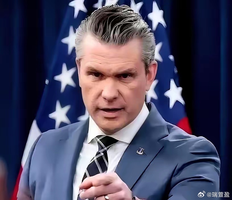 美军基地突然下达一条令人毛骨悚然的命令：防长正式允许士兵携带私枪上岗，理由是：敌