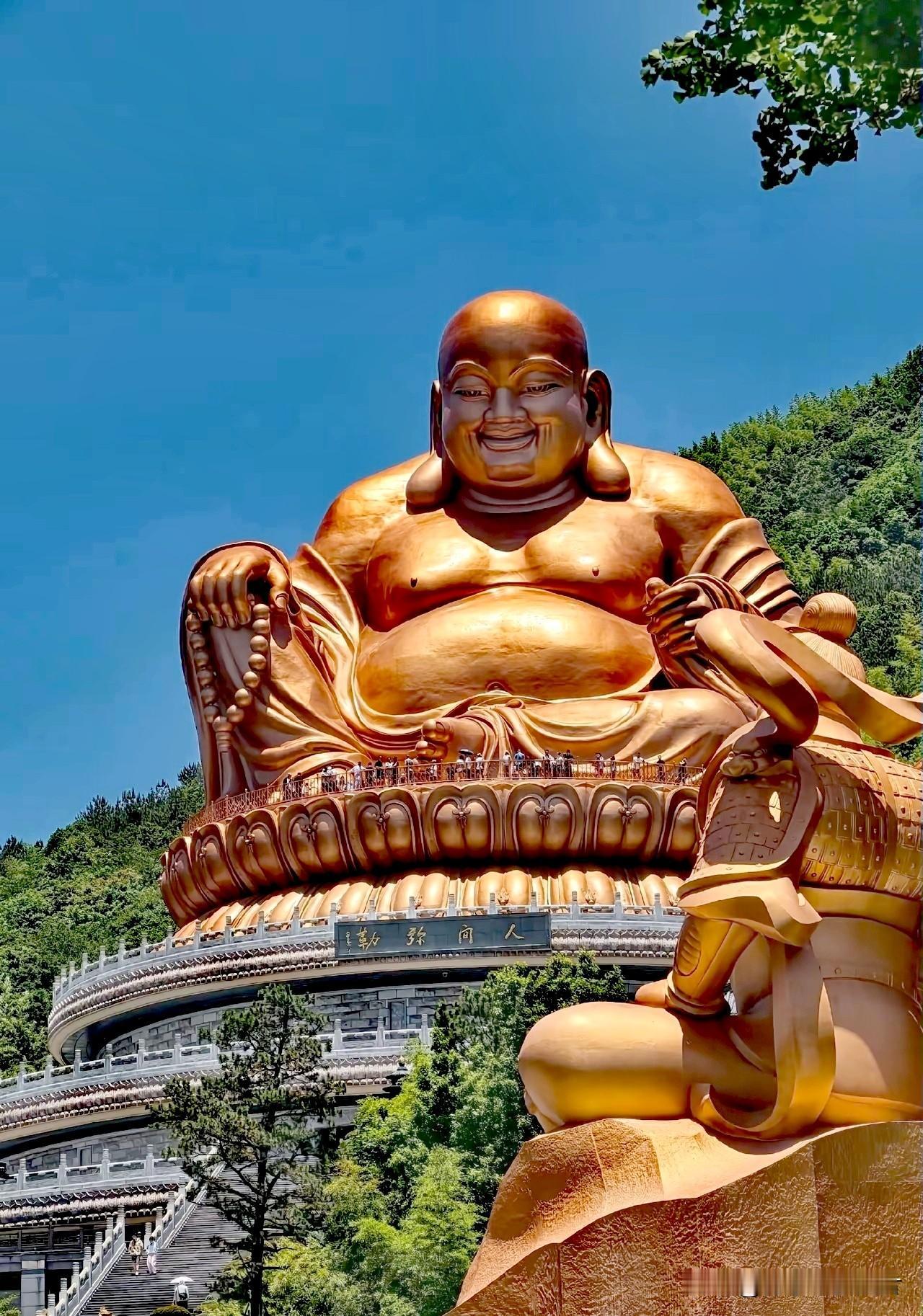 弥勒大佛