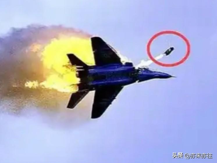 有媒体报道：当地时间3月2日自伊朗方面获悉，一架试图入侵伊朗的美军F-15战机被