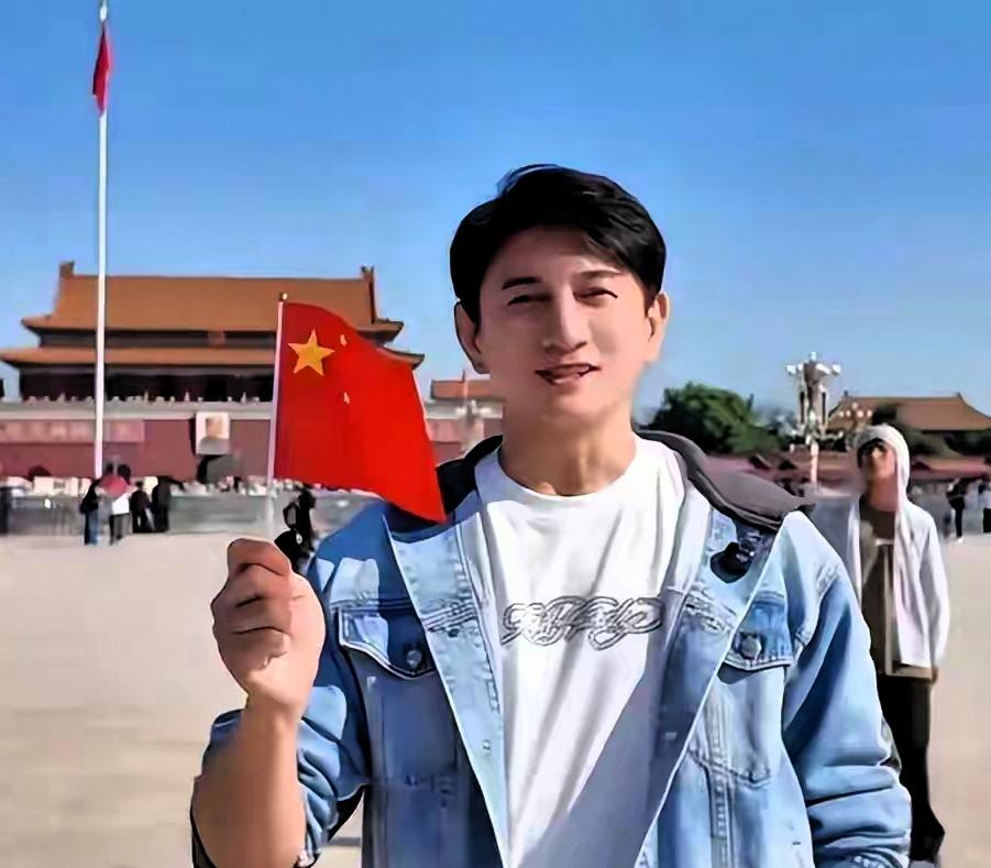 天安门举国旗送国庆祝福！吴奇隆原定棒球开球活动紧急取消，绿色恐怖又一次上演
 