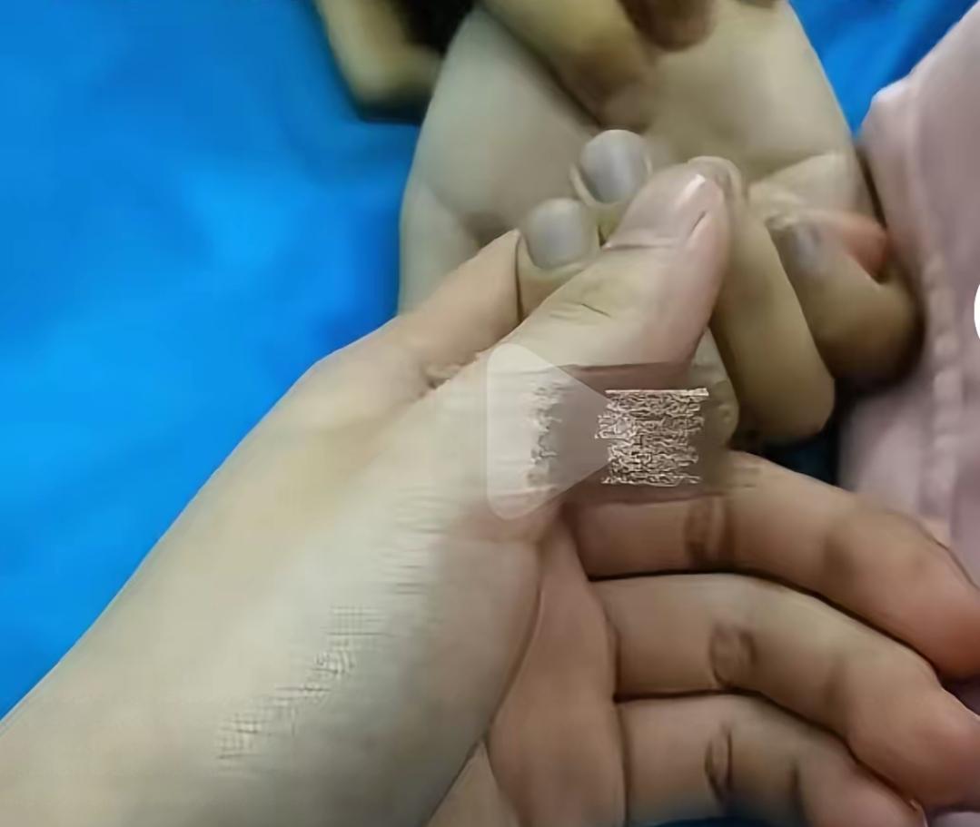 谁能想到，9岁孩子的一场哭闹，竟成了生命的终点？湖南这起悲剧哪里是意外，分明是离