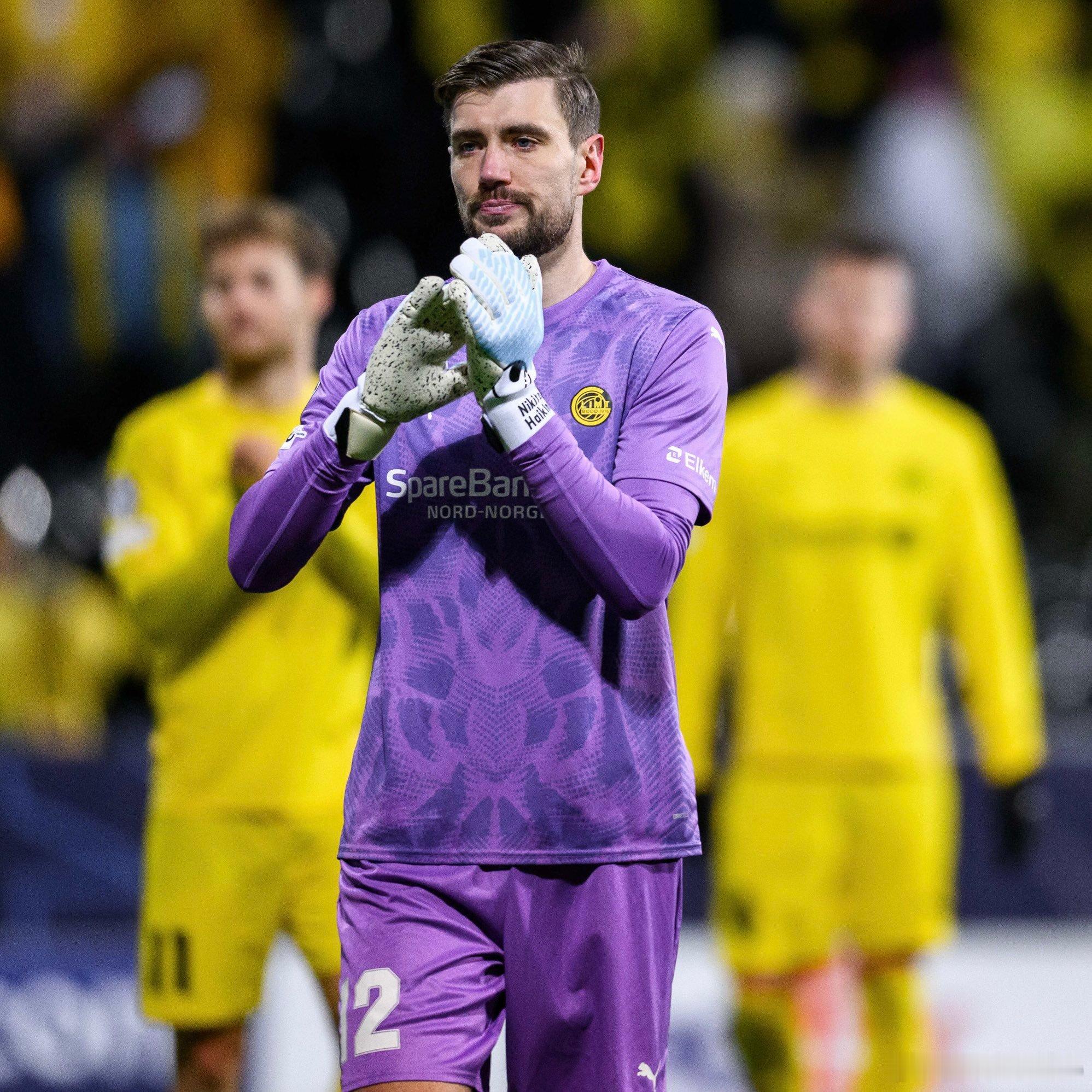 扑麻了！博德闪耀的毛子门将哈伊金虽然昨晚丢了3个球，但他贡献了12次扑救，其中有