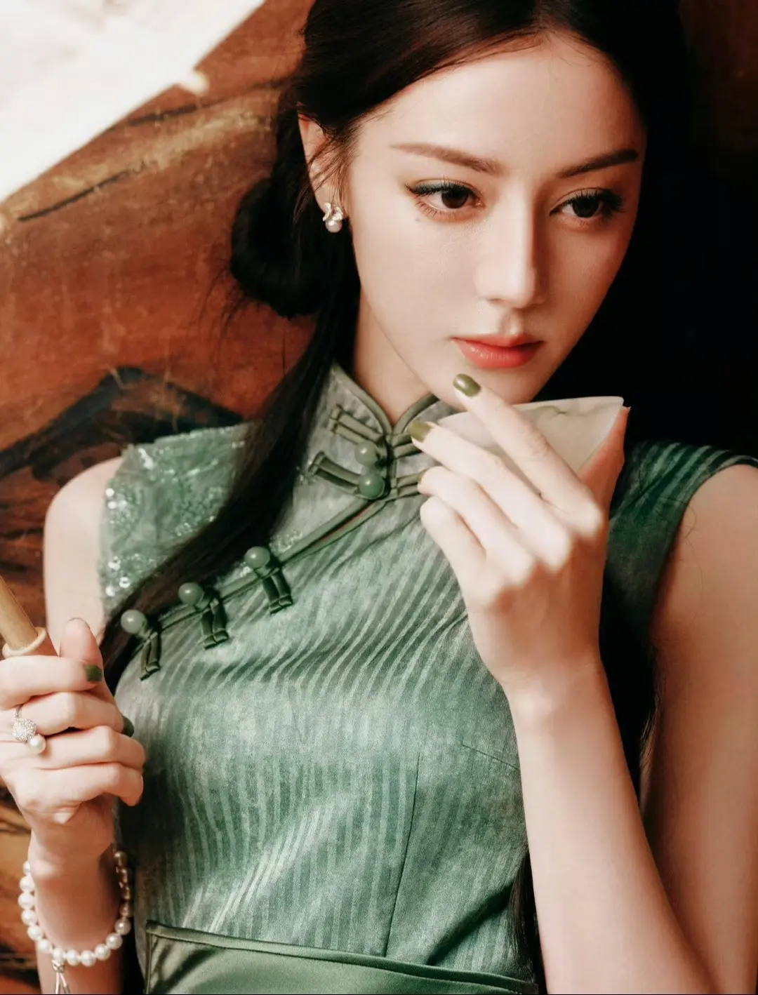 我那来自东方的妻子。