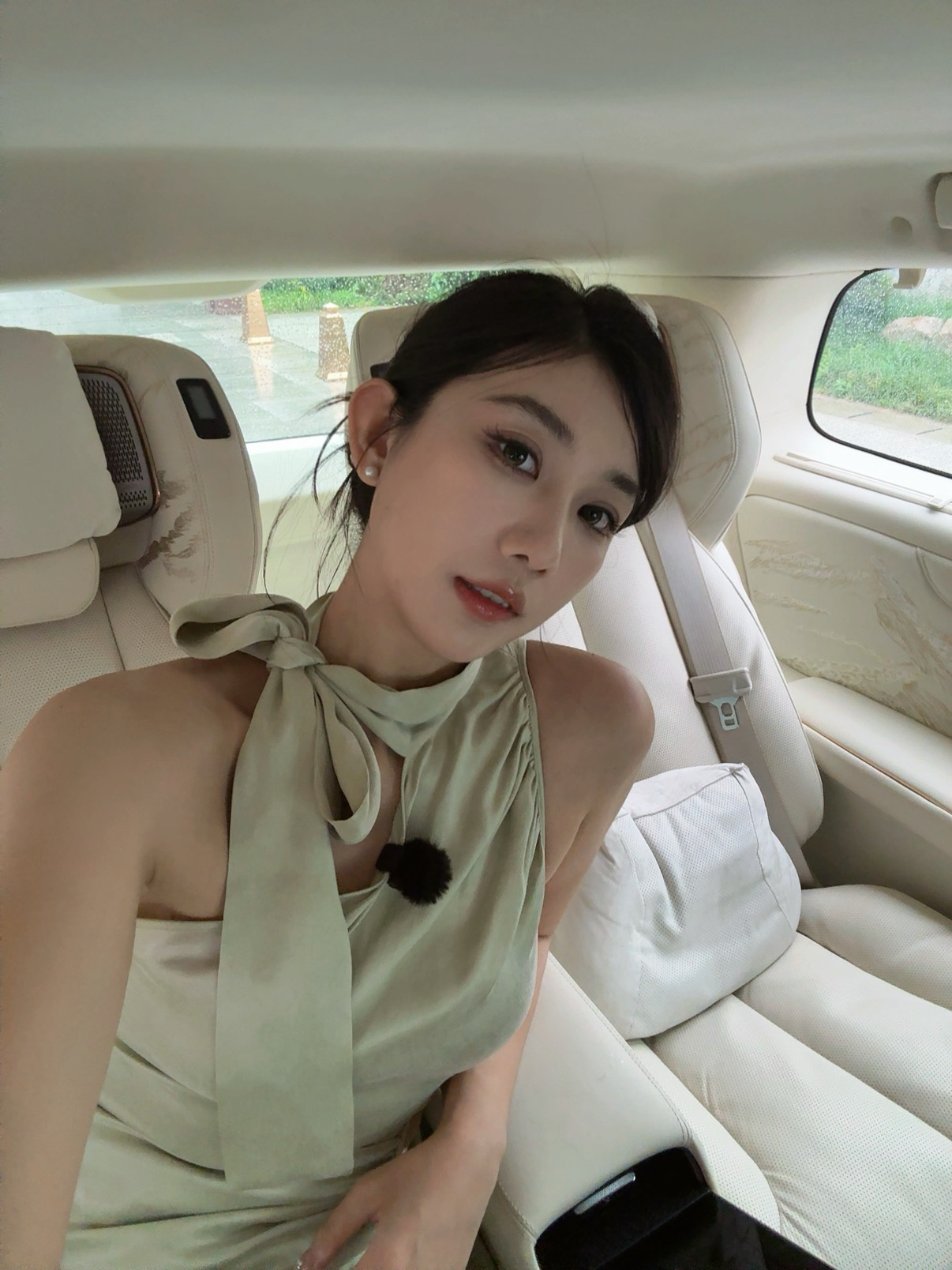 变装完成！今天的女明星严选座驾✌️我与汽车的日常卷妹的日常ootd