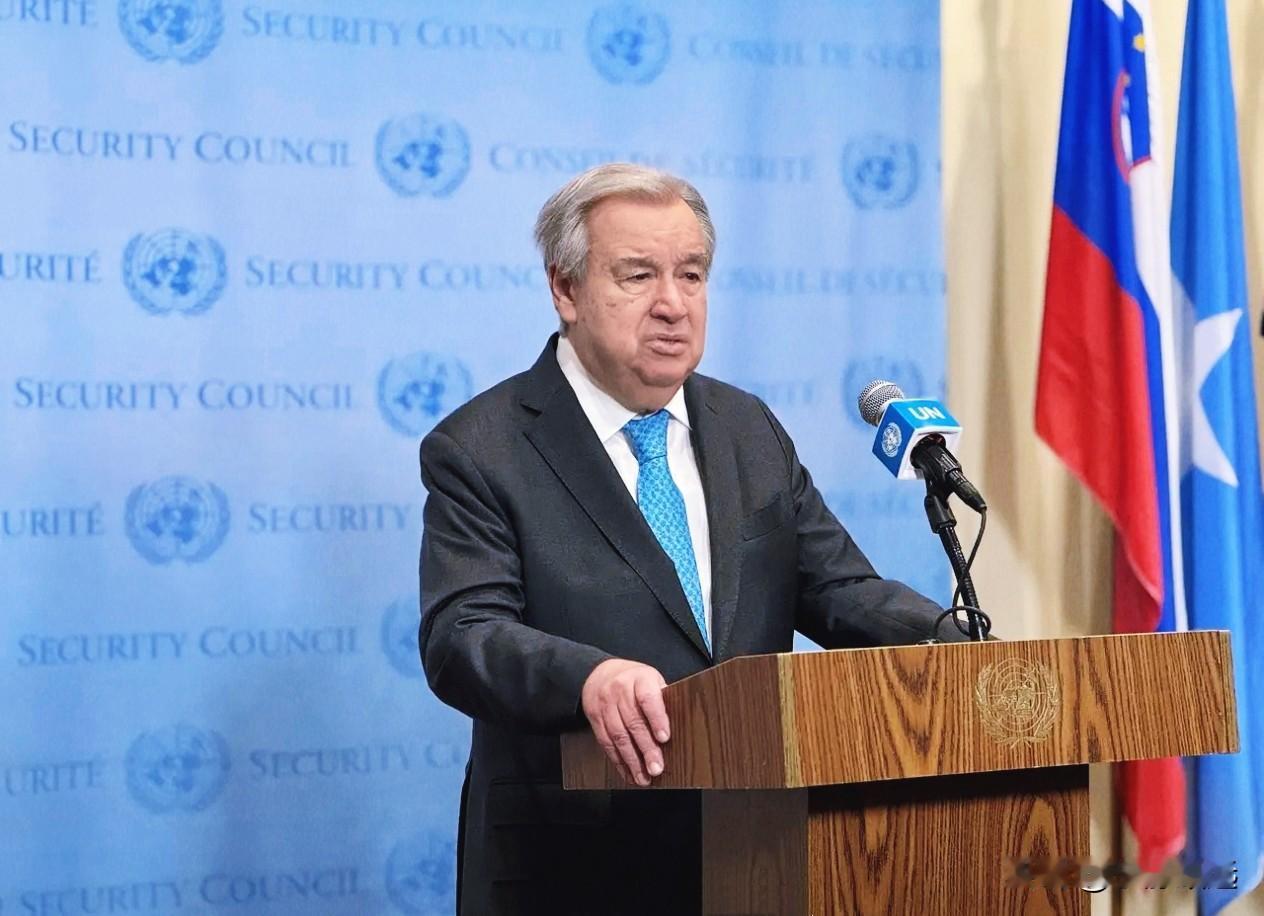 联合国秘书长发言人就美国决定退出部分联合国机构发表的声明

震动全球！

美国一