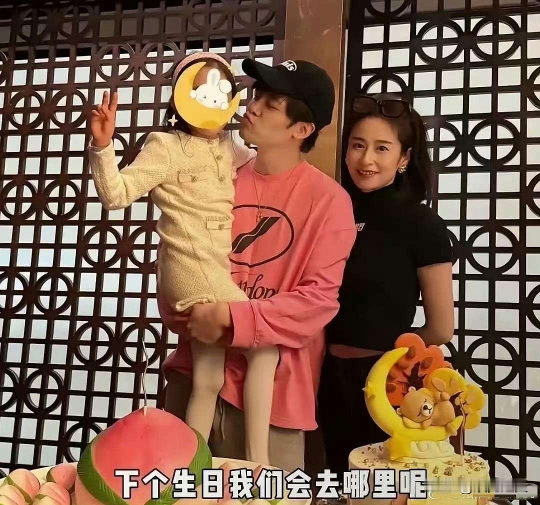 颖儿169cm，付辛博183cm，俩都是模特出身！女儿小月亮舞蹈比赛上太亮眼，胳