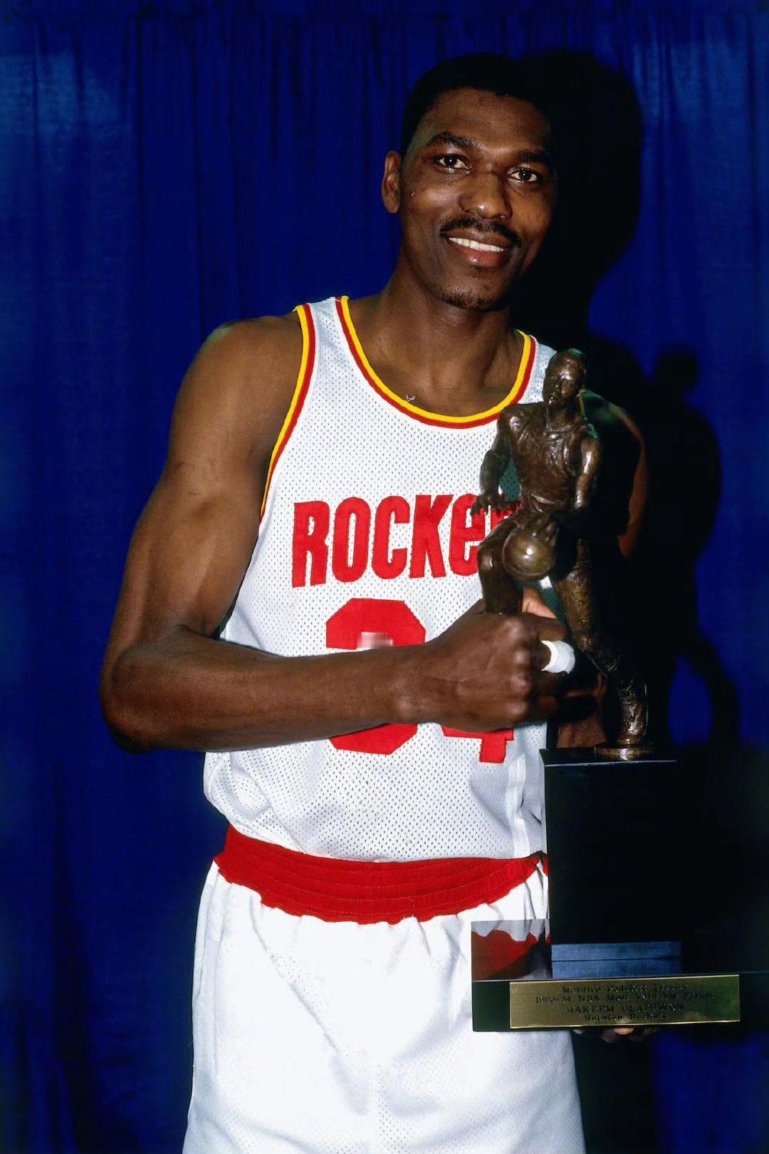 NBA30队队史得分王（其中13人为球队拿到过冠军）1.爵士：马龙363742.