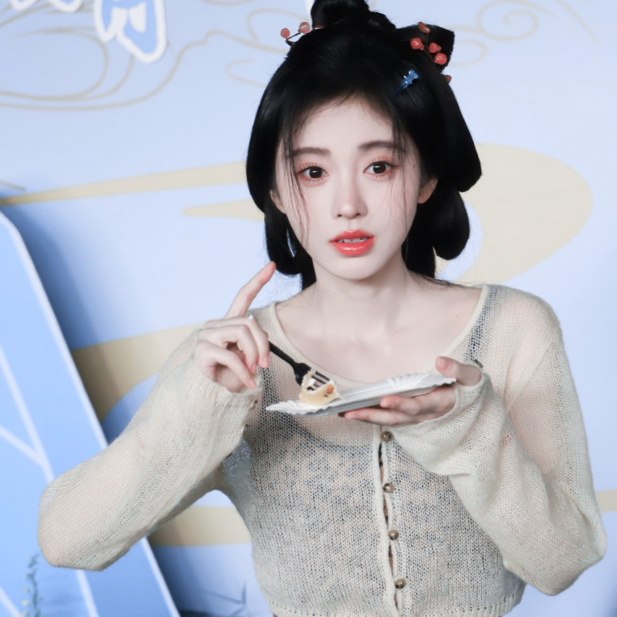 —𖤐⋆杨采薇🫐🍰𖤐⋆— 鞠婧祎杨采薇