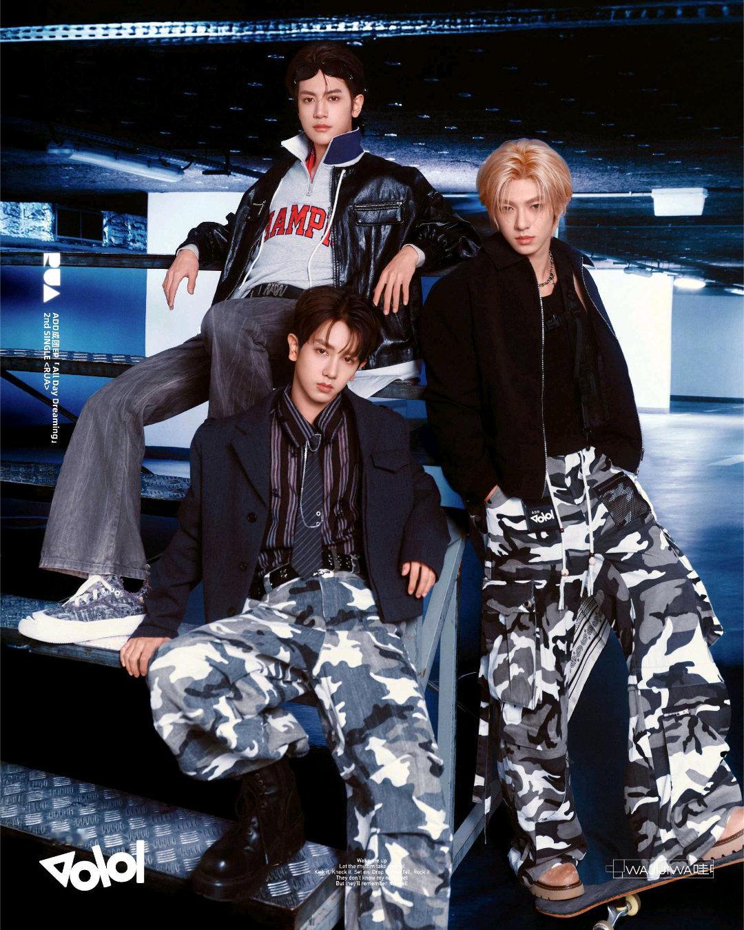 ADD直播太吵被队友踢出直播间这直播也太欢乐了，ADD成员吵到没边，玩游戏超疯，