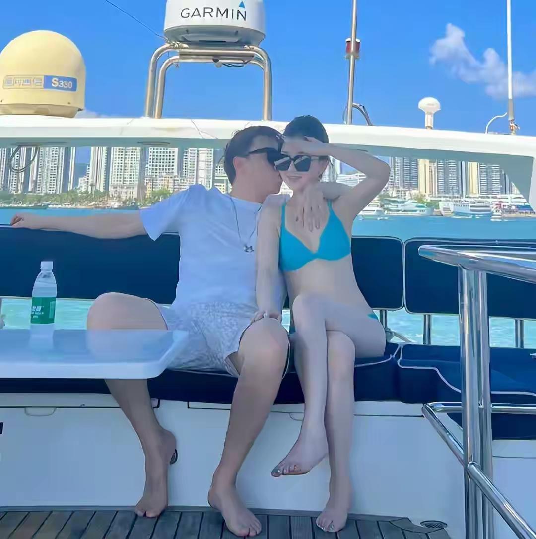 事发六盘水，孩子在二楼百日宴，亲爹在一楼忙着跟别人结婚，两伙人撞脸最终干起来了！