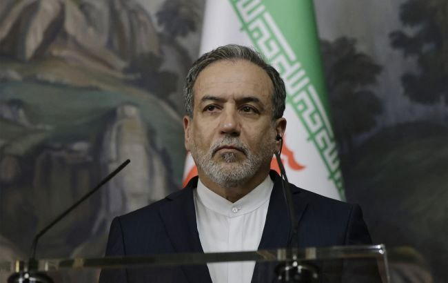 伊朗 准备与美国开战，但仍寄希望于核协议——伊朗外交部长阿巴斯·阿拉格齐“我们不