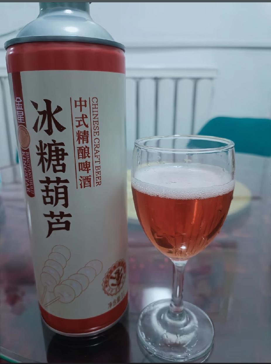 我觉得情人之间最温柔的一句话是
是格局
什么是格局？
喜欢一个人，不占有不捆绑也