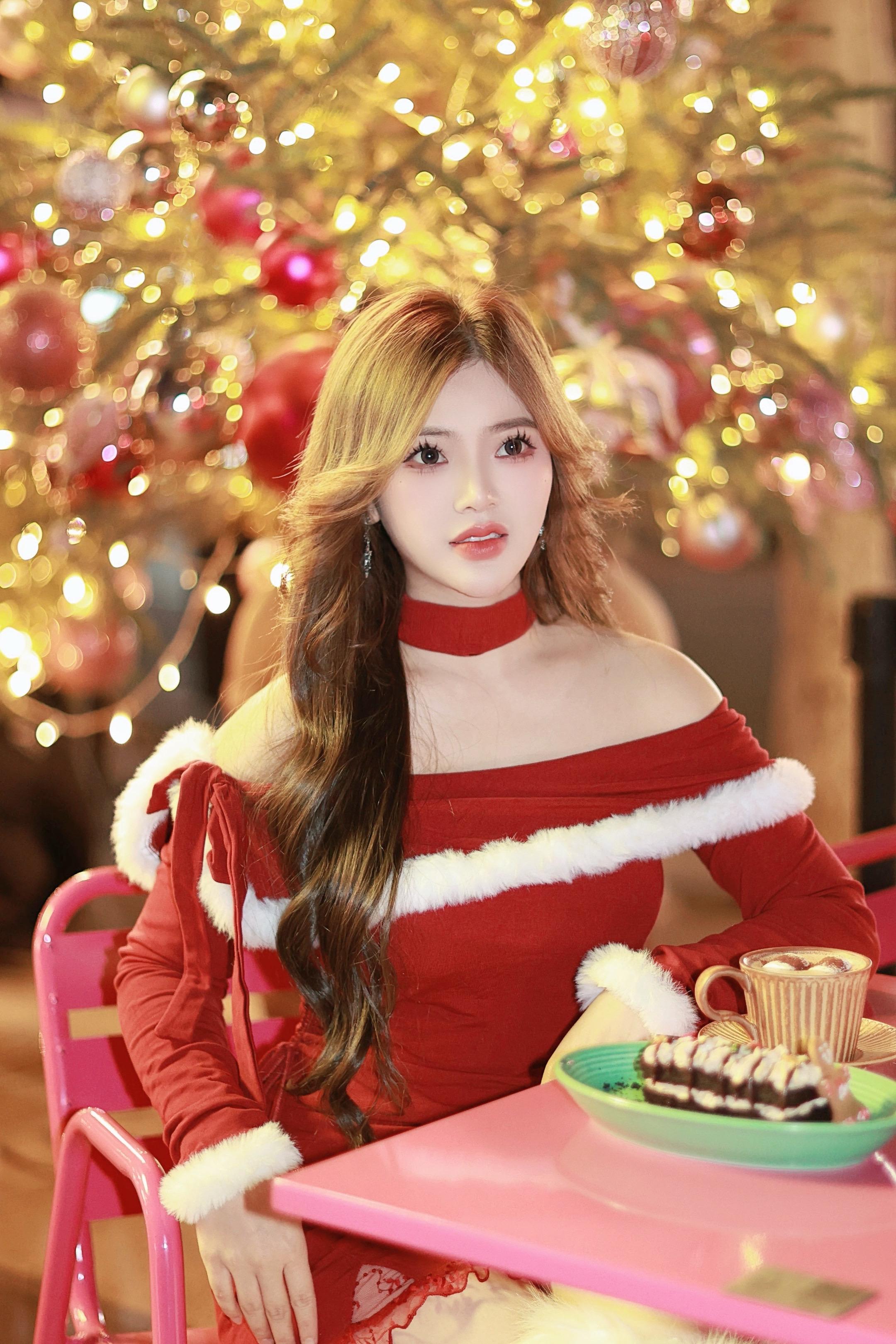 人像写真 公主裙穿搭 清纯美女 绝美公主裙 二次元美女