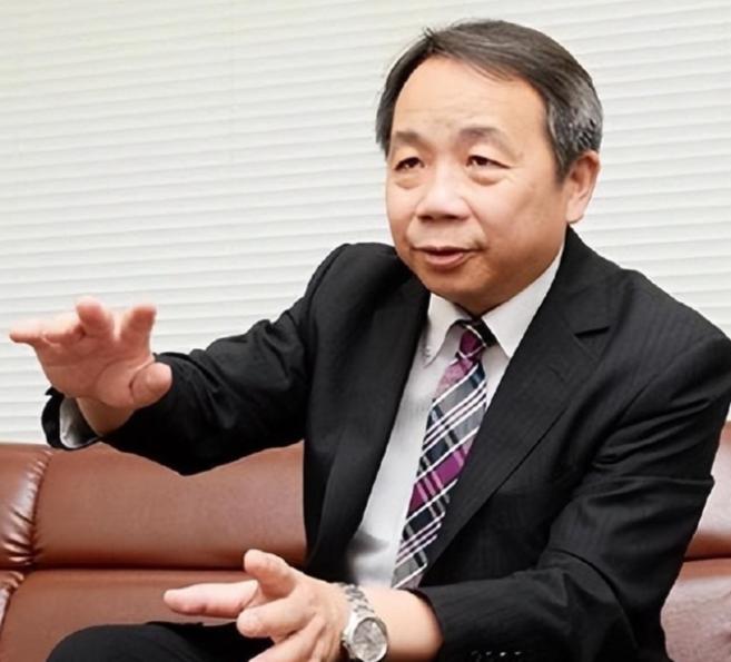 对石平下手了！
冻资产拉黑全家，
给两头吃的人立规矩


石平这事有什么可同情的