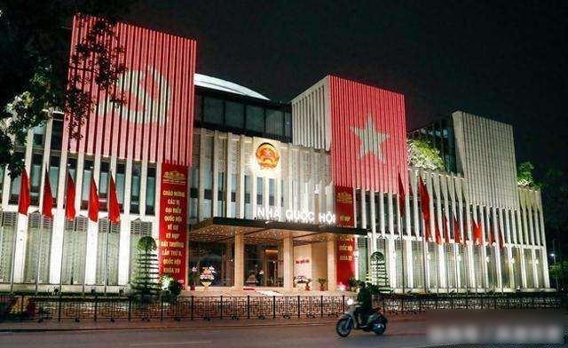 韩国女公务员，越南高官，国宴风波

2025年10月底，韩国国防部找越南驻韩武官