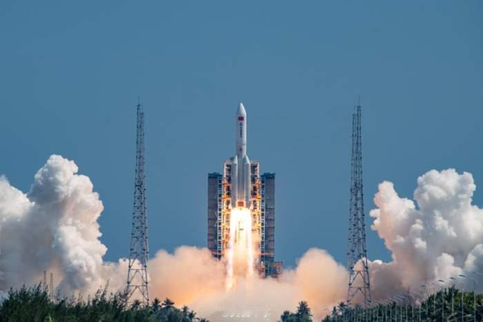 【我国卫星互联网低轨卫星成功发射】卫星互联网低轨08组卫星发射成功 8月13日，