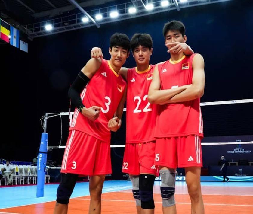 中国U19男排这波赢球太提气了！
 
近期世锦赛上，咱们小伙子在9-16名排名赛