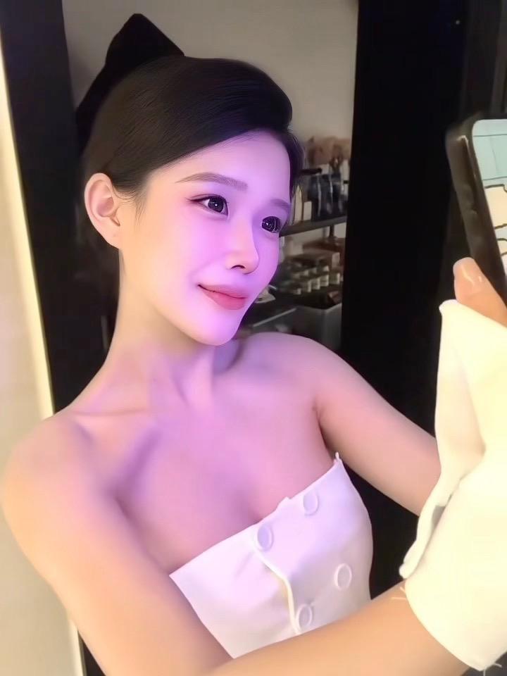 好久没露脸 怕你忘记了