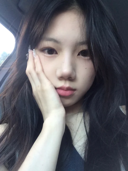 我就这样一直盯着你