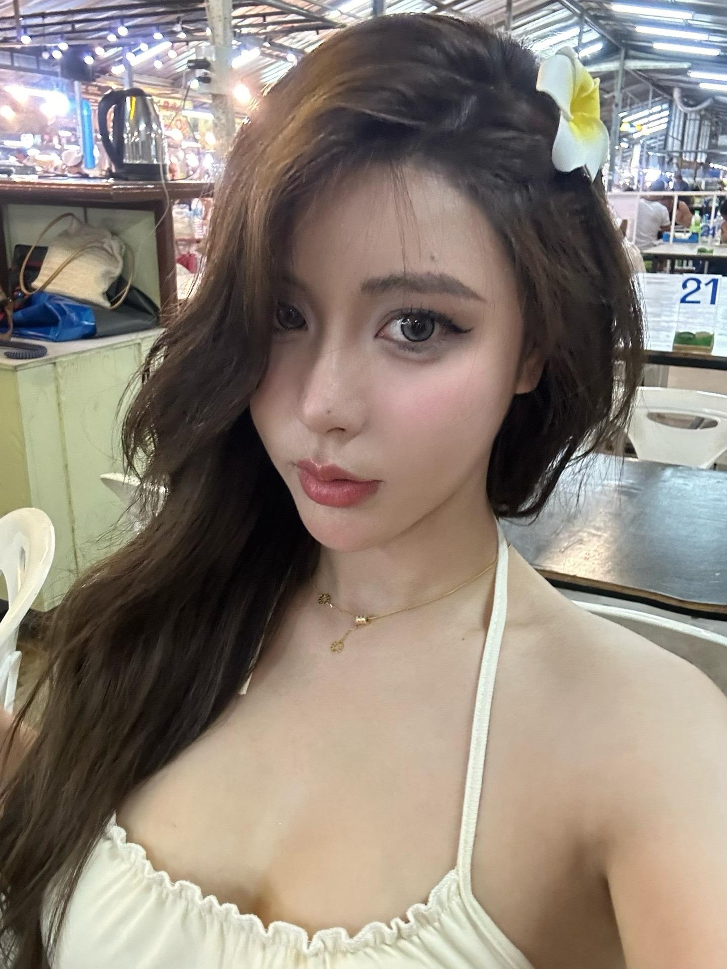 没有理想型，喜欢能让我笑的