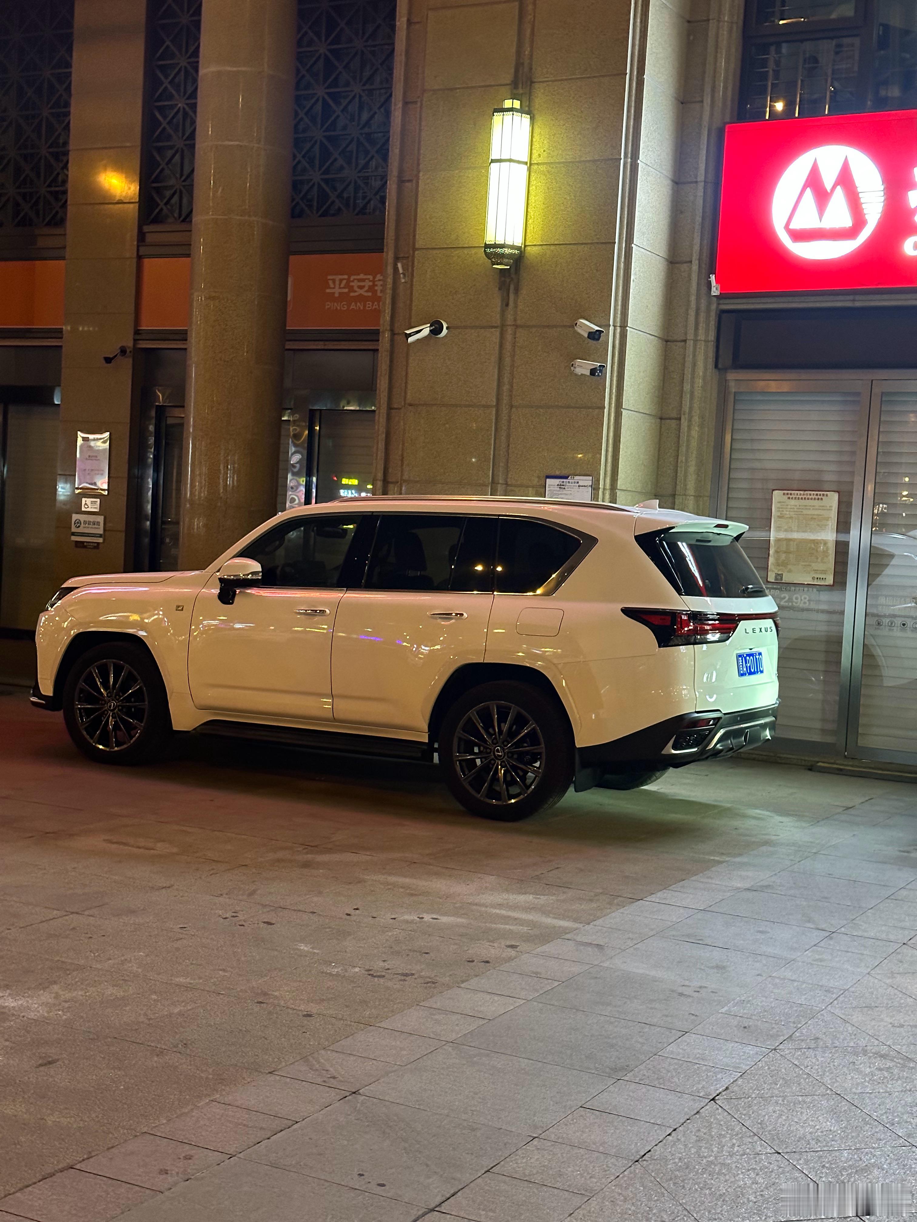 以前不好接受的设计 现在也慢慢接受。  ​​​
