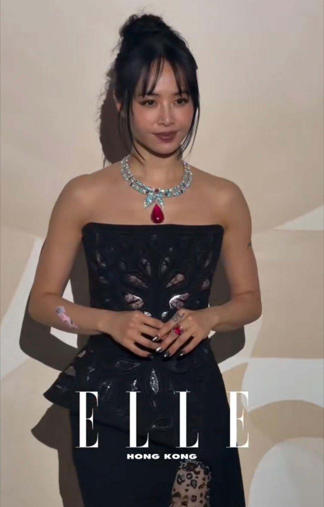 中国台湾女歌手蔡依林出席香港ELLE活动即将47周岁状态大赏脸部状态感觉还能再撑