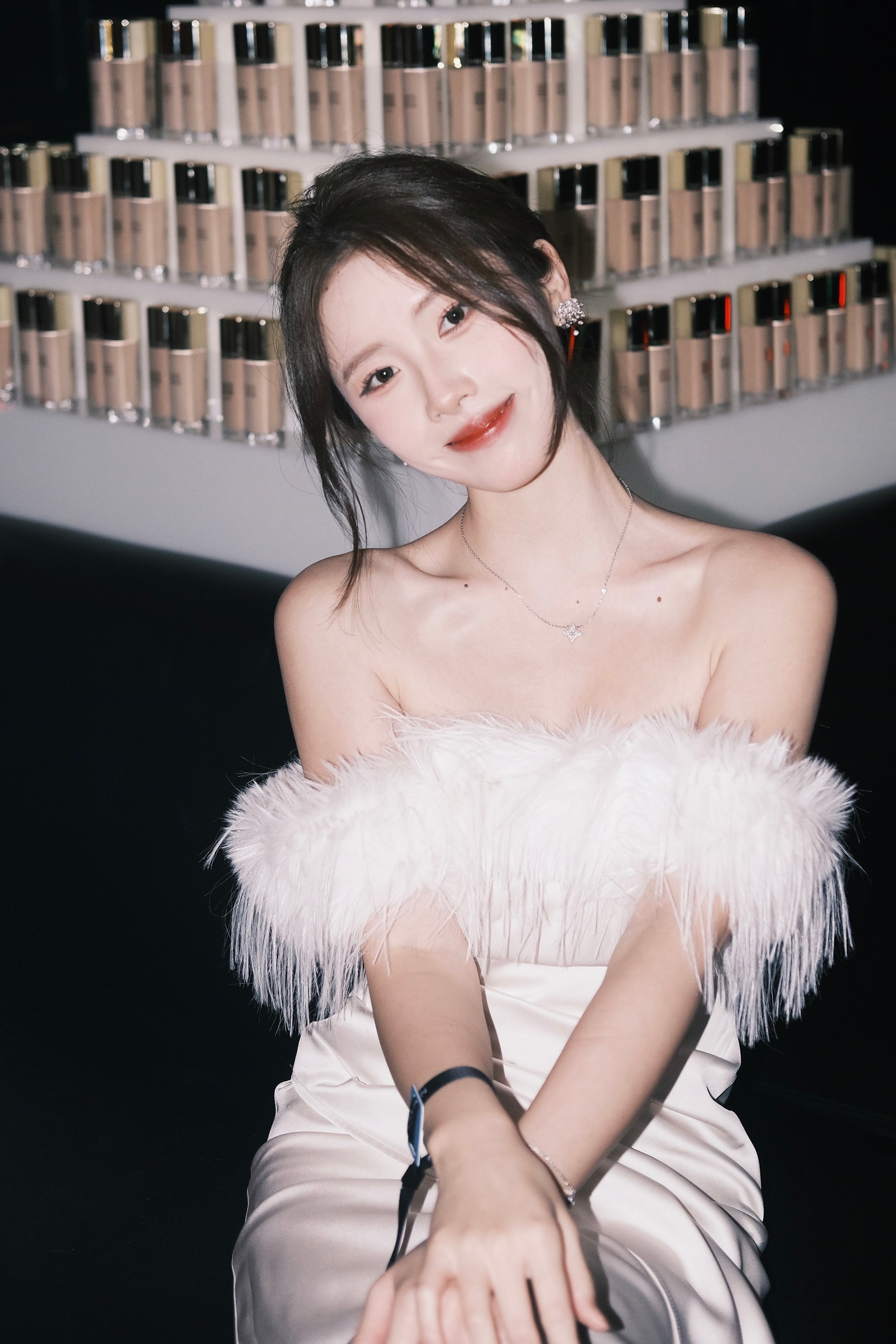 昨天真的是对我眼睛巨好的一天！！王鹤棣 质子天团 辣么多美女很好 晚上做素材有了