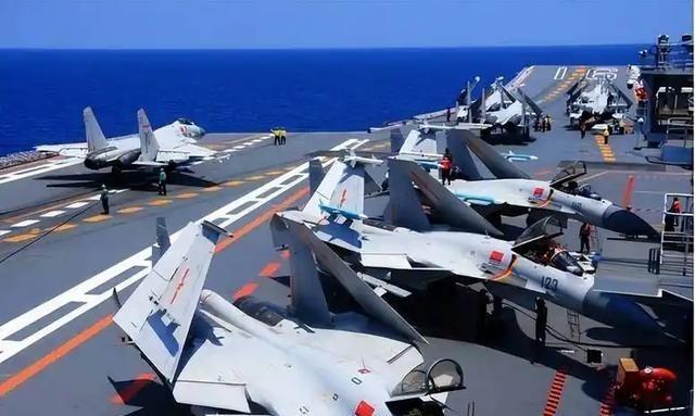 如果中日真的爆发战争，一天之内能否把日本全歼了？
使用高超音速导弹打击日本核电站