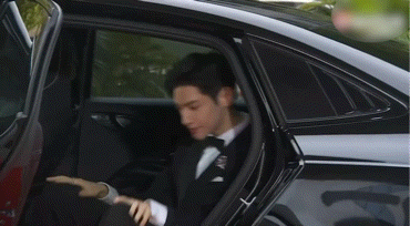 罗云熙今天红星大赏压大轴状态怎么样？ 