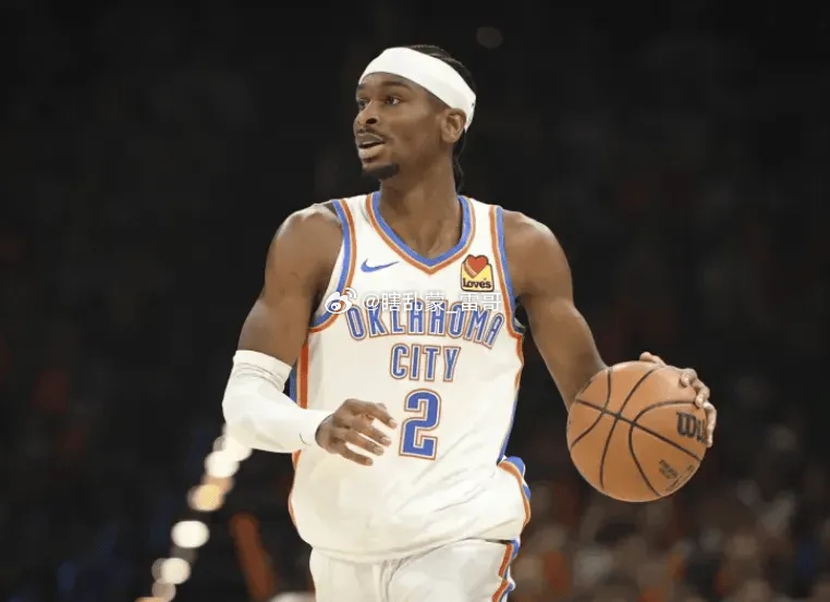 11月22日讯 NBA杯小组赛，雷霆144-112大胜爵士。全场比赛，雷霆球员谢