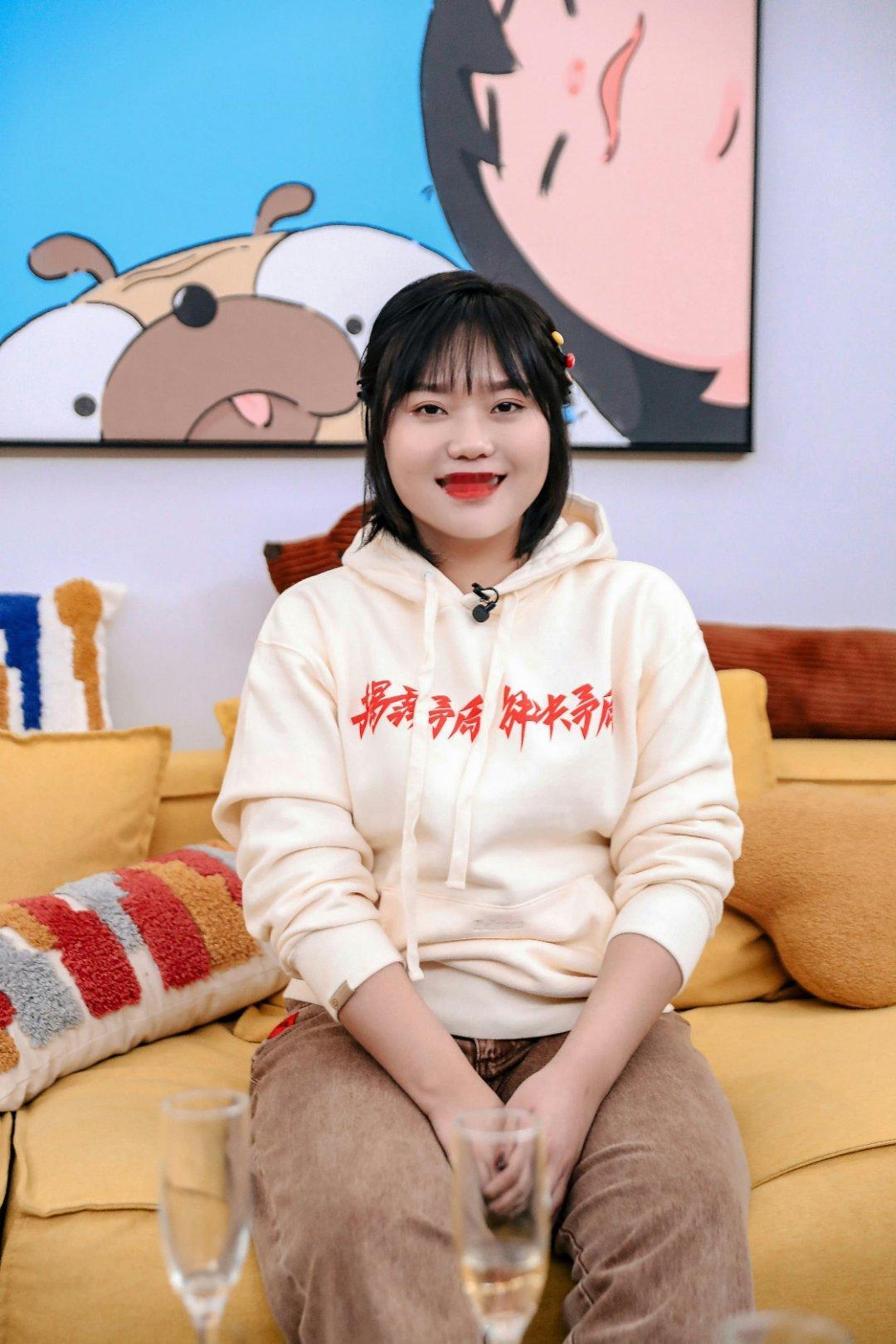 李雪琴到底是怎么一步步火起来的啊 ​​​