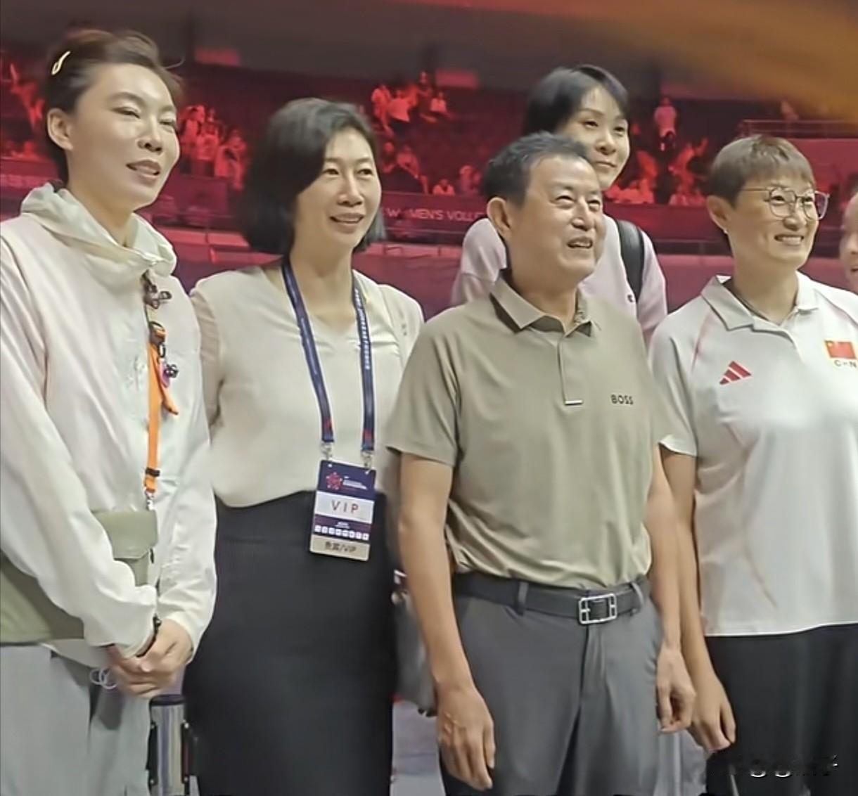 8月28日正好是2004雅典奥运会女排夺冠22周年，恰逢天津举办女排亚锦赛，陈忠