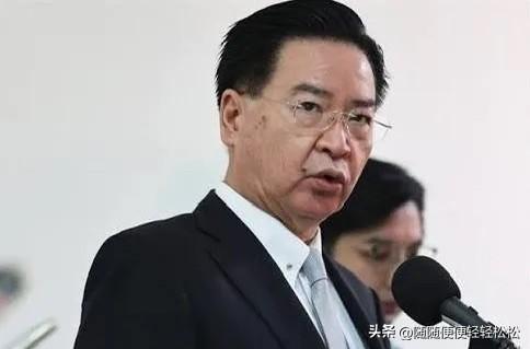 8月3日，台伪安全机构秘书长吴钊燮接受日媒时表示，乐见日本菲律宾划分“台湾海域”