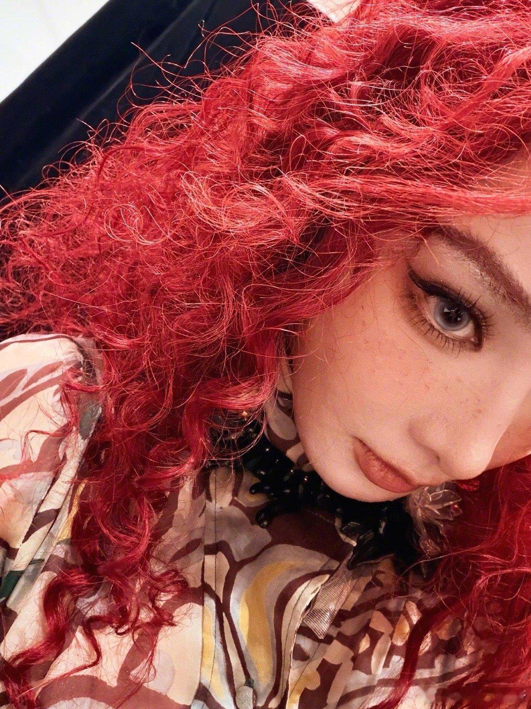 你是彭小苒那她是谁 谁能想到这是同一个人！彭小苒的清纯小白花和明艳大美人模式切换