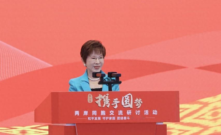 这次“台独”分子牙都要咬碎了吧，就在9月11日，洪秀柱等不少台湾统派核心成员跨越